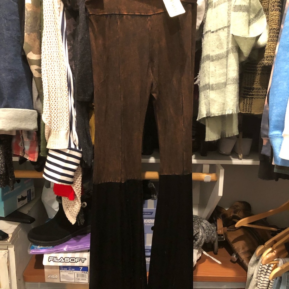 T party, pants/leggings with bell bottoms